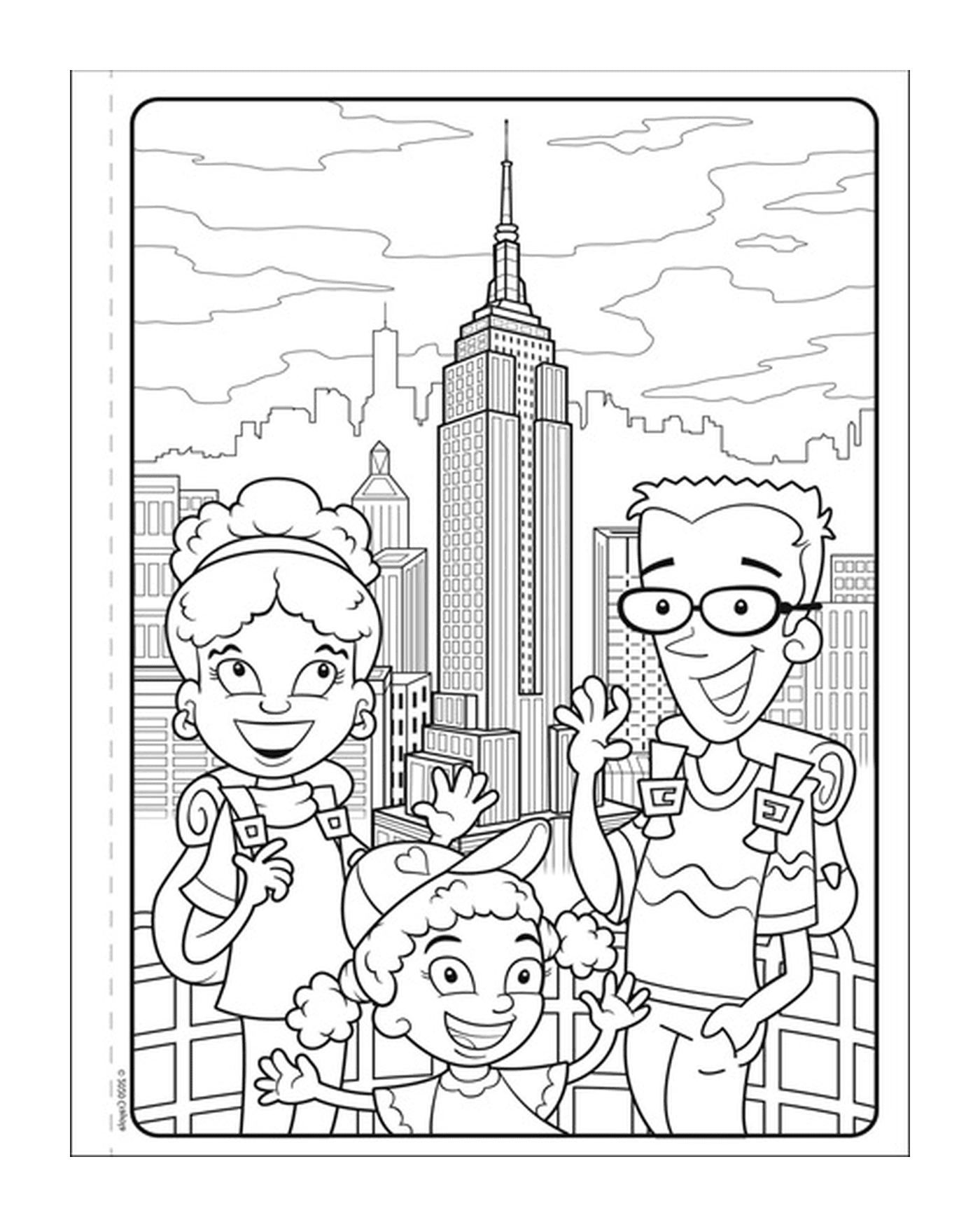  Um grupo de pessoas em frente ao Empire State Building em Nova York 