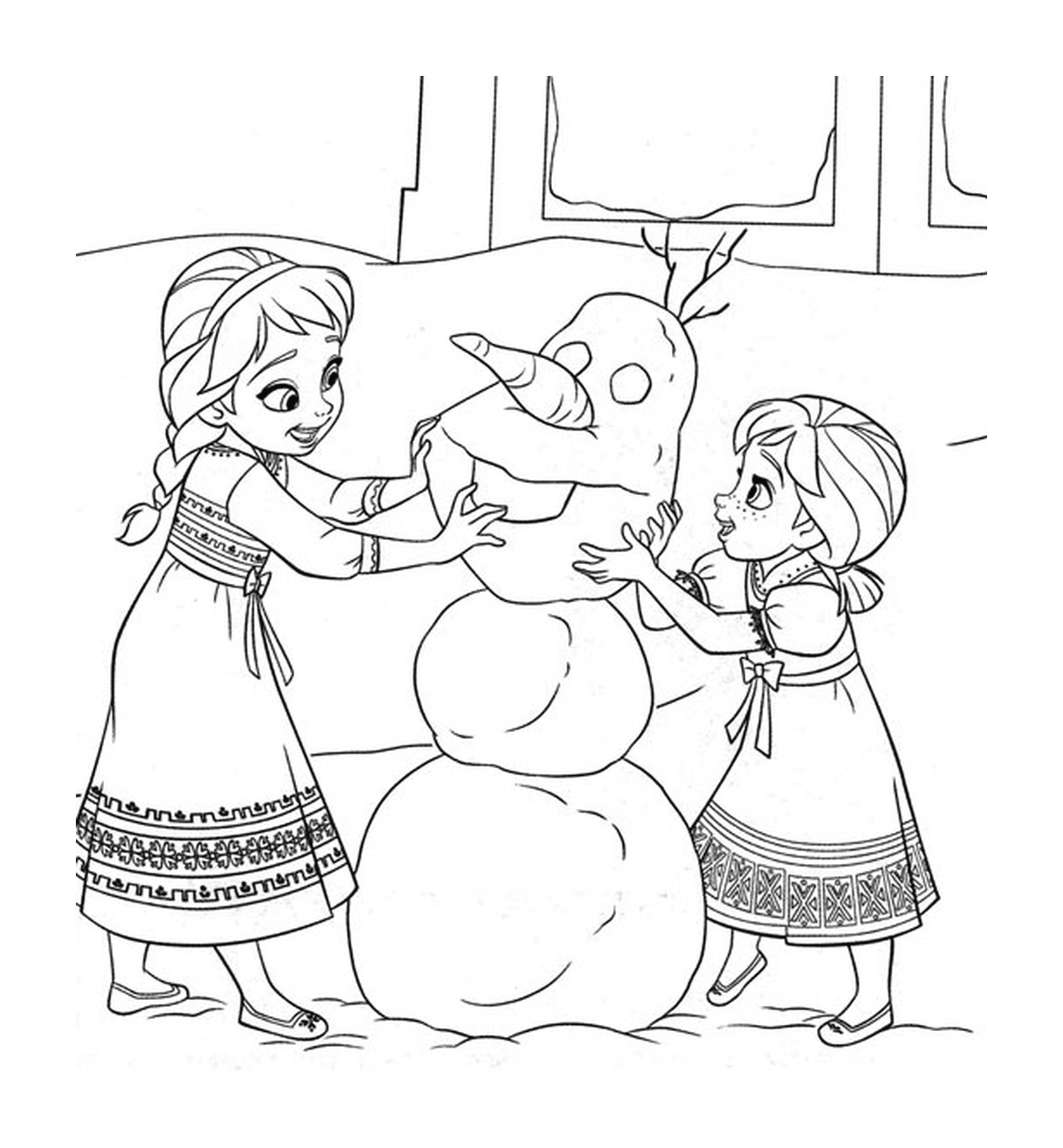  两个小女孩一起盖雪人雪人 