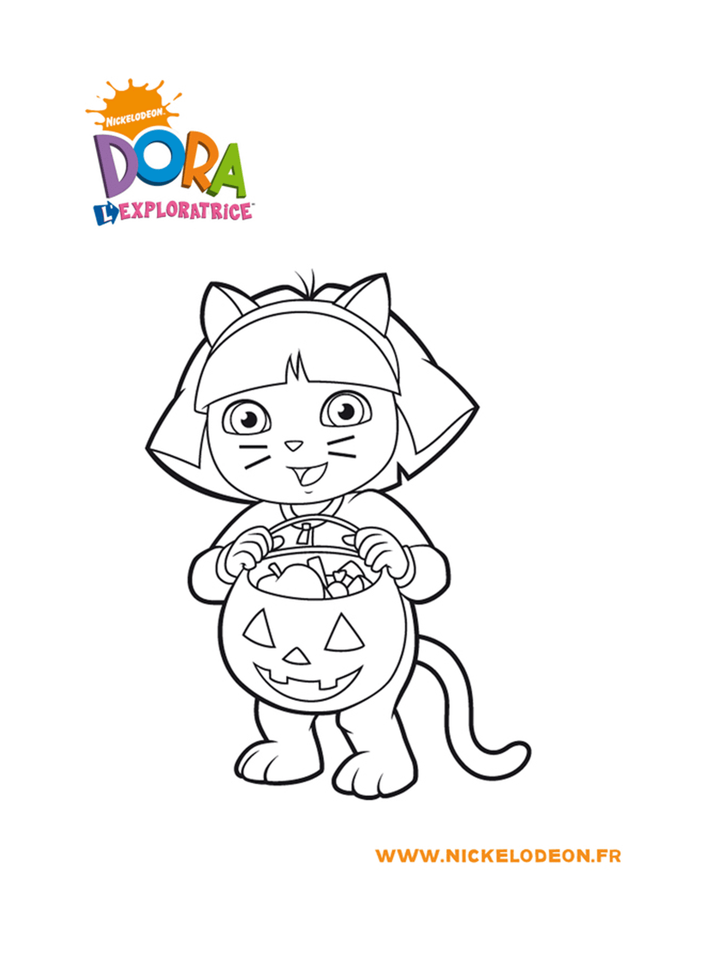  Dora e uma abóbora de Halloween 