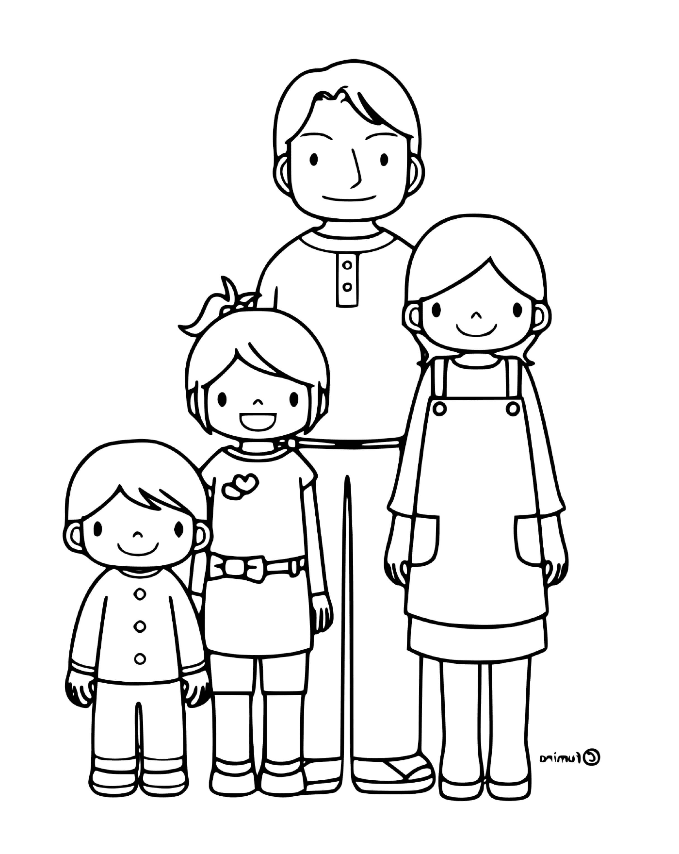  Uma família de quatro pessoas juntas 