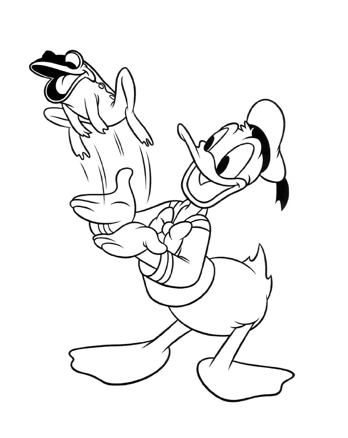  Donald Duck 和狗玩 
