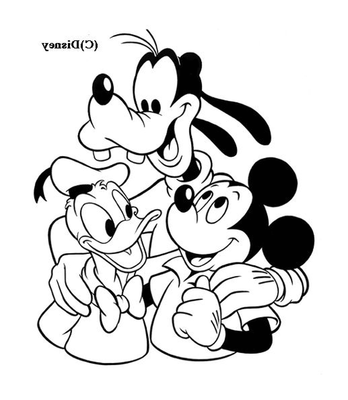  Mickey Mouse com seus amigos Dingo e Donald 